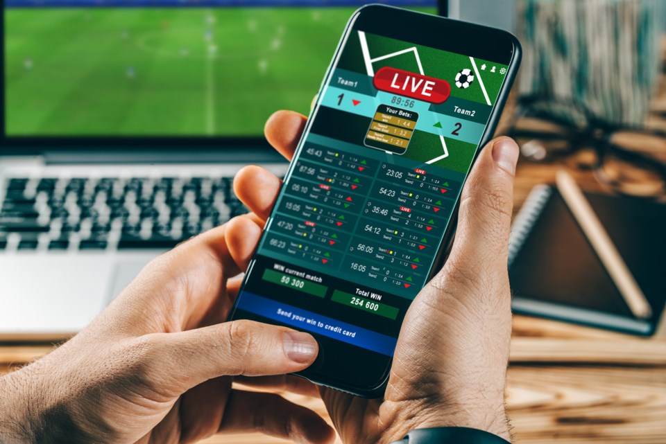 Live poker vs online poker A Comprehensive Comparison Live poker vs online poker A Comprehensive Comparison